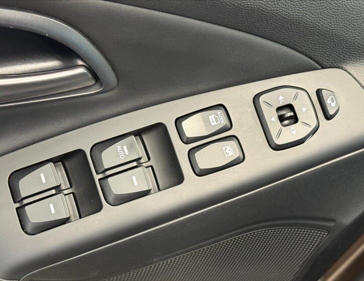 Hyundai ix35 SUV / Terénní 2,0 l 122 kw