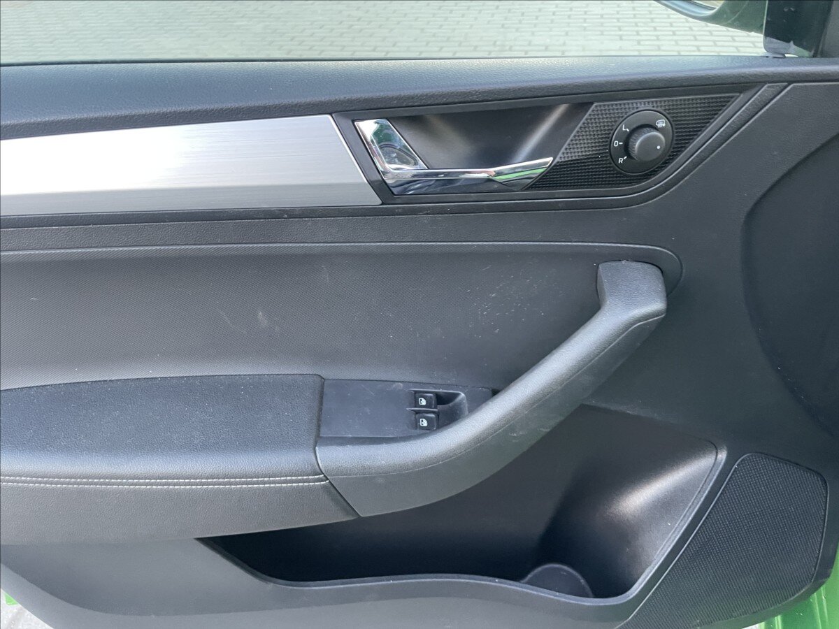 Škoda Rapid Hatchback 999,0 81 kw