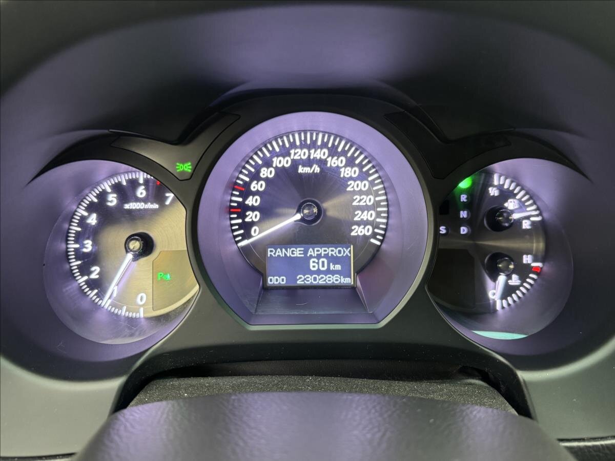Lexus GS 300 Sedan / Limuzína 3,0 l 183 kw
