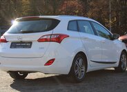 Hyundai i30 Kombi 1,6 l 99 kw