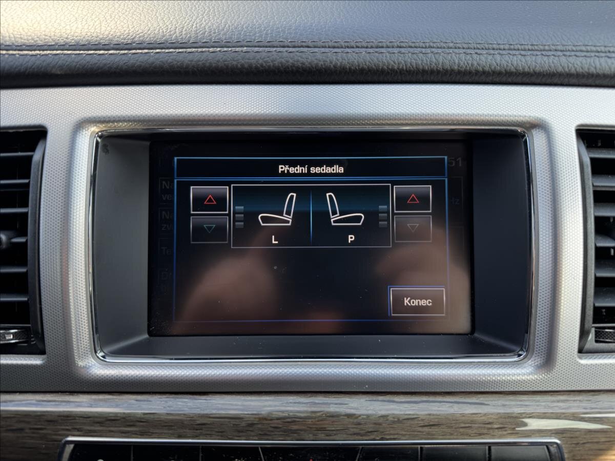 Jaguar XF Kombi 2,2 l 120 kw