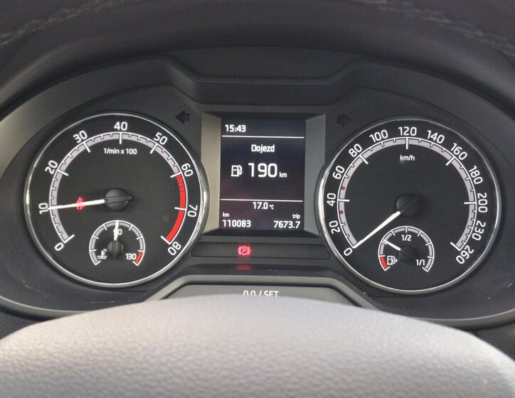 Škoda Octavia Sedan / Limuzína 1,5 l 110 kw