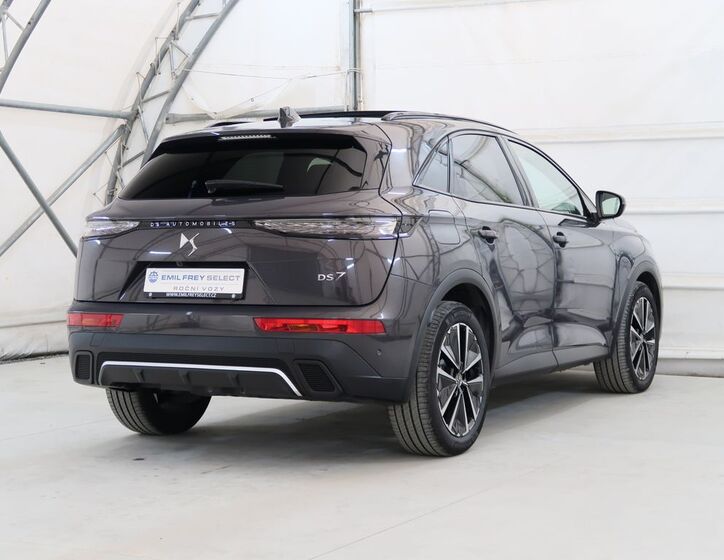 DS Automobiles DS7 Crossback 6