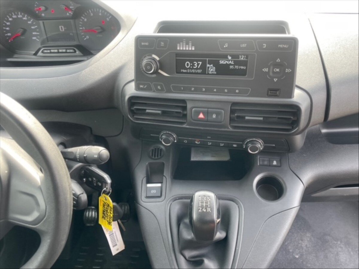 Peugeot Partner Ostatní 1,5 l 75 kw