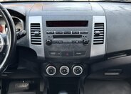 Mitsubishi Outlander 22