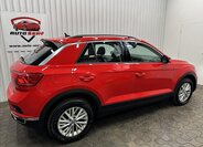 Volkswagen T-Roc SUV / Terénní 2,0 l 140 kw