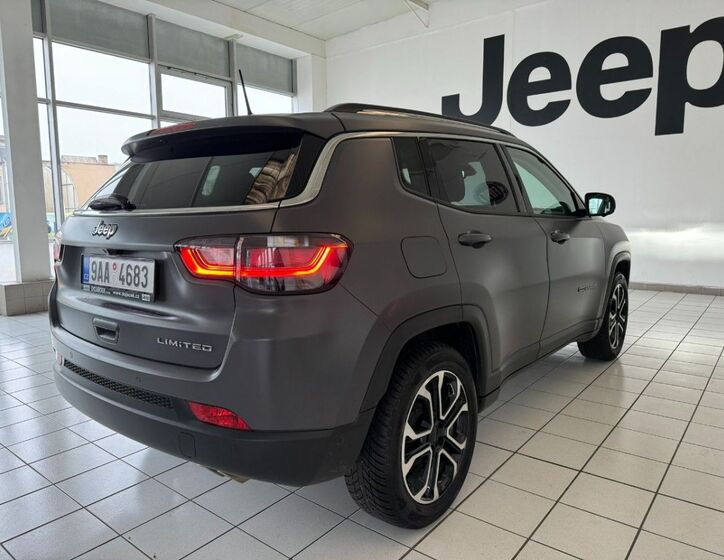 Jeep Compass 6