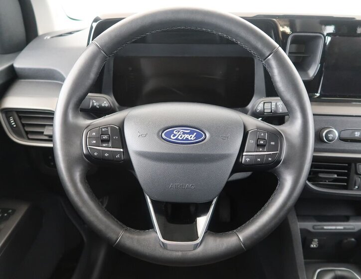 Ford Tourneo Courier VAN / Minibus 999,0 91 kw