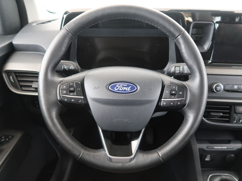 Ford Tourneo Courier VAN / Minibus 999,0 91 kw