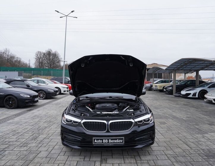 BMW Řada 5 Sedan 2,0 l 140 kw