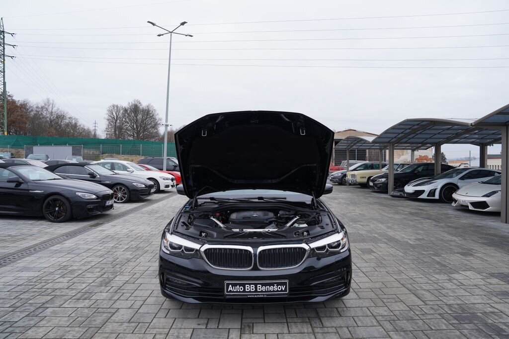 BMW Řada 5 Sedan 2,0 l 140 kw