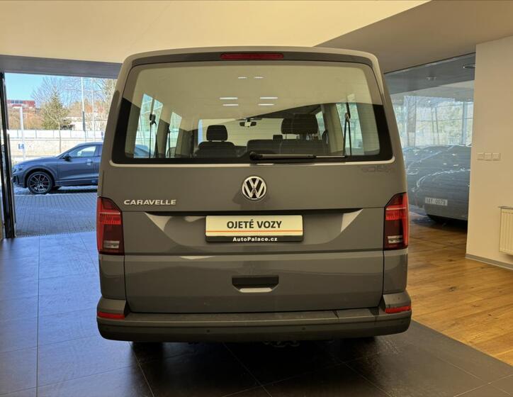 Volkswagen Caravelle 5