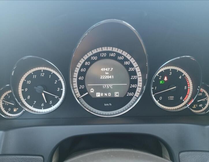 Mercedes-Benz Třídy E 10