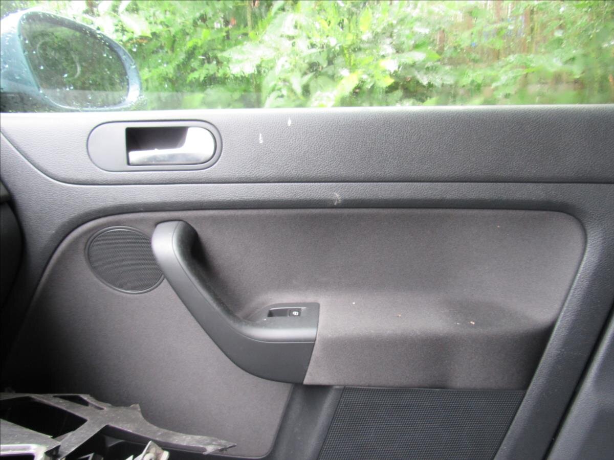 Volkswagen Golf Plus Hatchback 1,2 l 77 kw