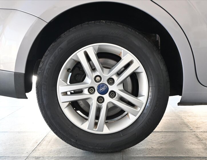 Ford S-MAX MPV 2,0 l 100 kw