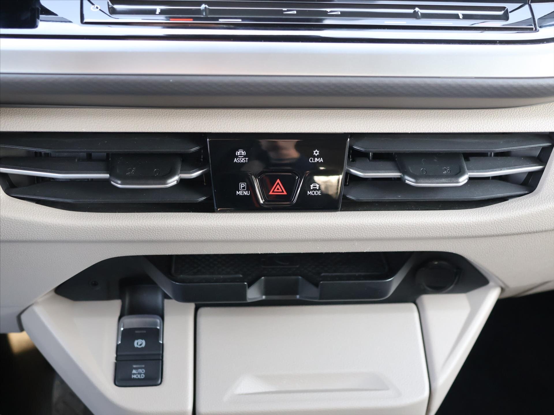 Volkswagen Multivan Kombi 1,4 l 110 kw