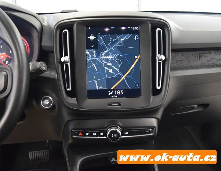 Volvo XC40 SUV / Terénní 0,0 95 kw