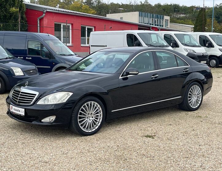 Mercedes-Benz Třídy S 1