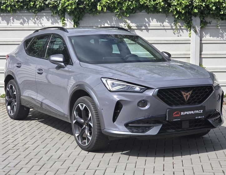 Cupra Formentor SUV / Terénní 1,5 l 110 kw