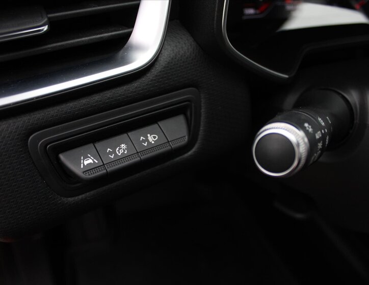 Renault Clio Hatchback 1,3 l 96 kw