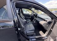 Toyota Corolla Cross 11