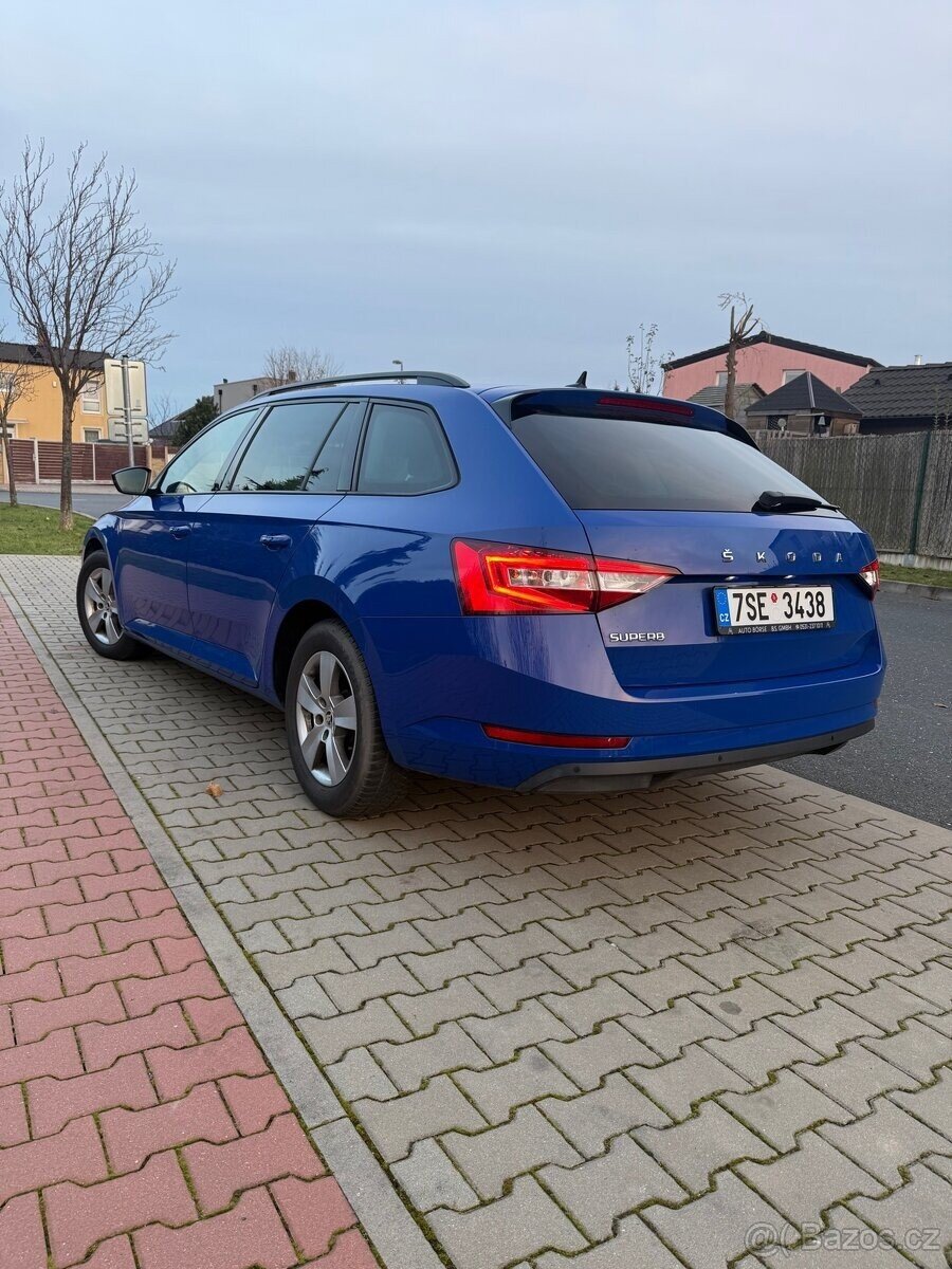 Škoda Superb