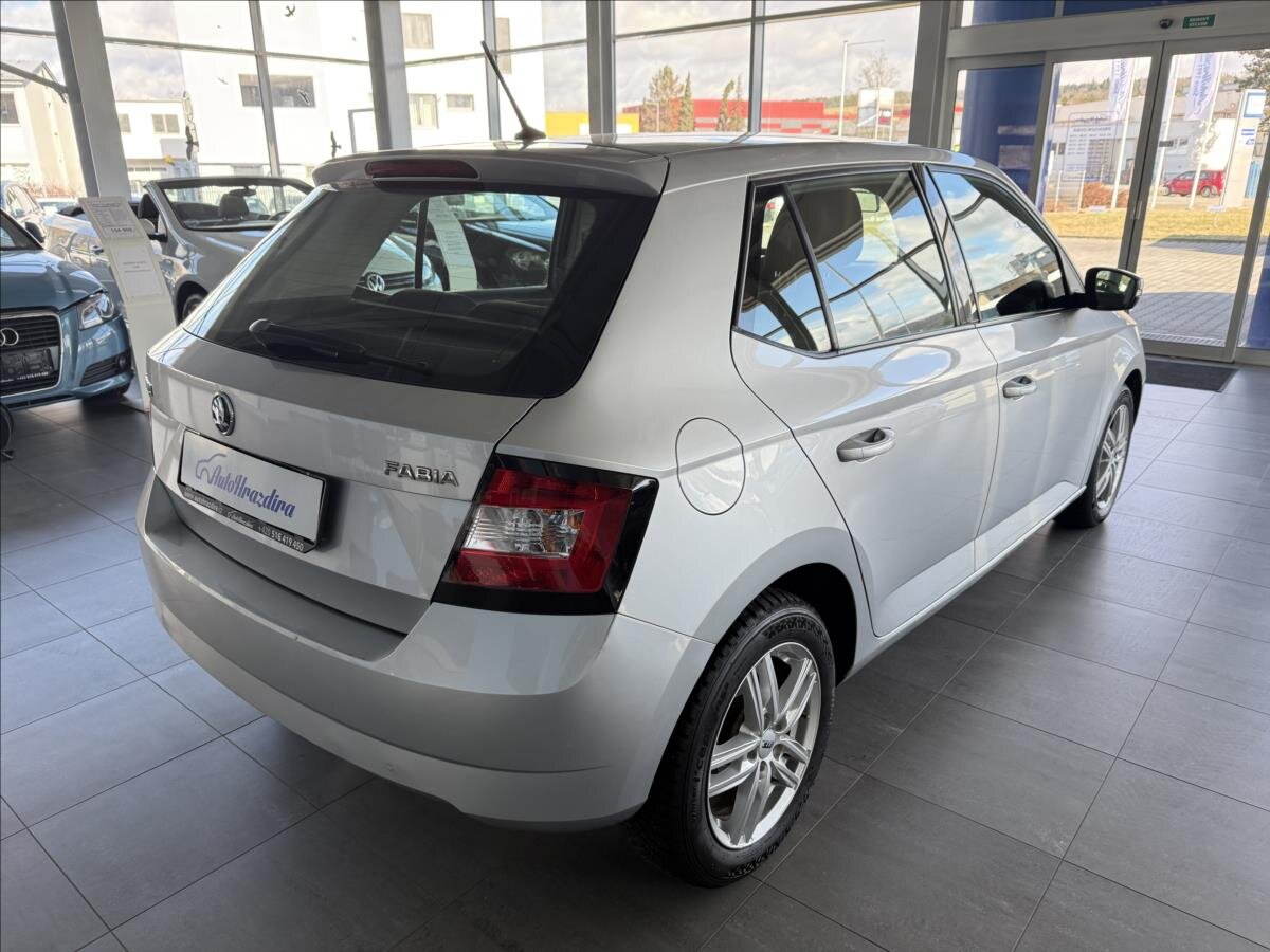 Škoda Fabia Hatchback 1,2 l 66 kw
