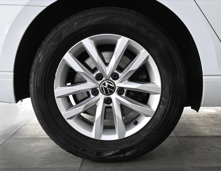 Volkswagen Passat Kombi 2,0 l 110 kw