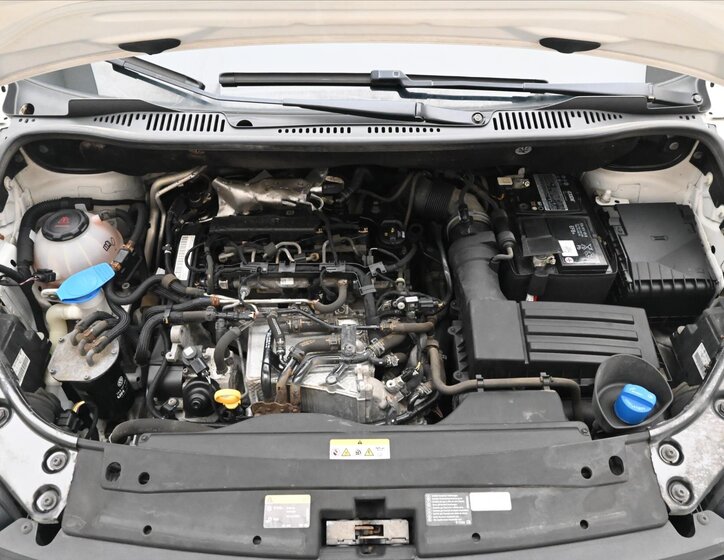 Volkswagen Caddy Skříň 2,0 l 75 kw
