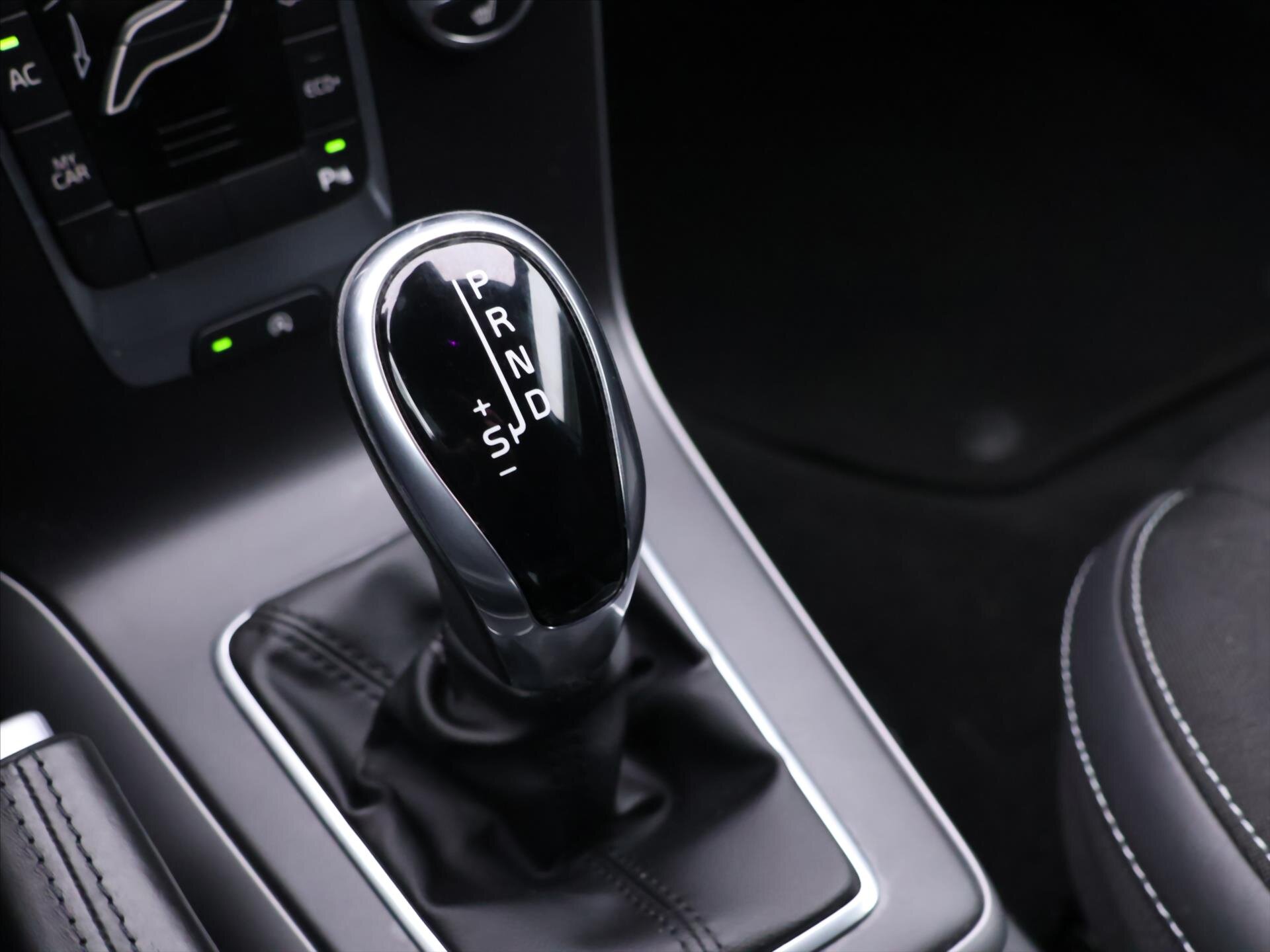 Volvo V40 Hatchback 1,5 l 90 kw