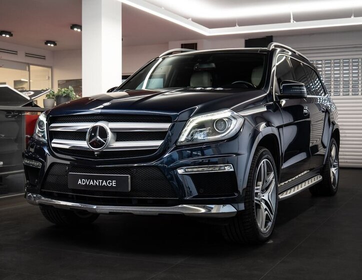 Mercedes-Benz GL SUV 4,7 l 320 kw