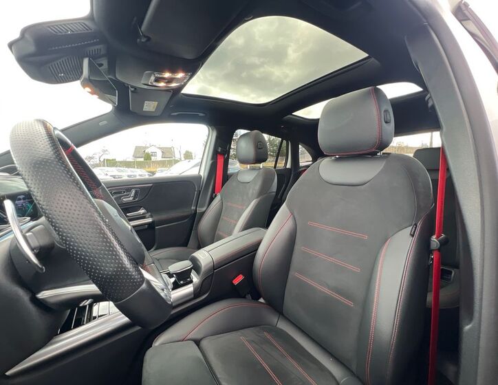 Mercedes-Benz GLA 29