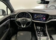 Volkswagen Touareg 5