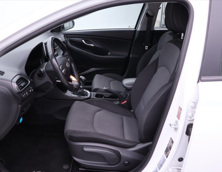 Hyundai i30 Kombi 998,0 88 kw