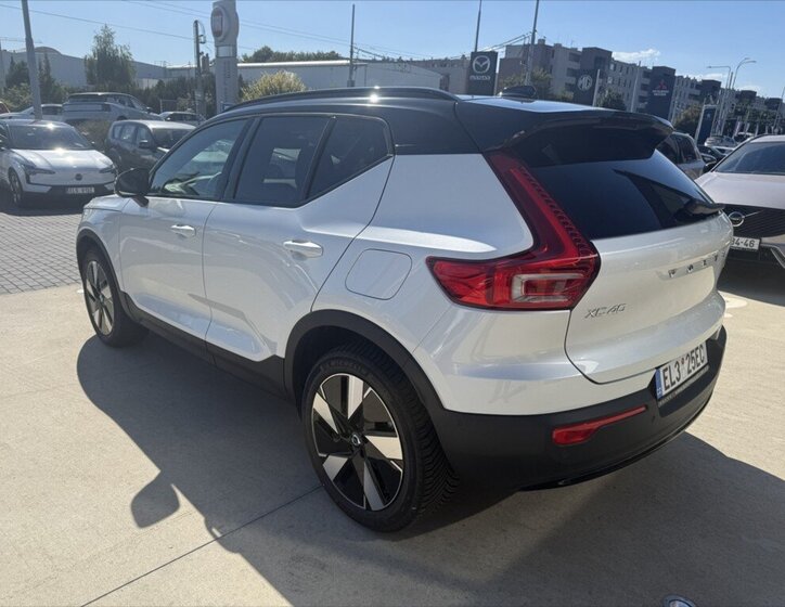 Volvo XC40 SUV / Terénní 0,0 185 kw