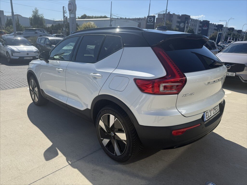 Volvo XC40 SUV / Terénní 0,0 185 kw