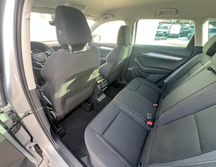 Škoda Karoq SUV 1,5 l 110 kw