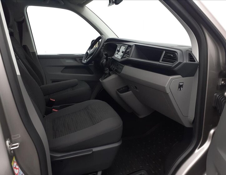 Volkswagen Caravelle MPV 2,0 l 110 kw