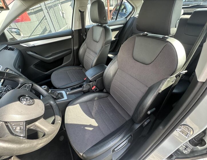 Škoda Octavia Liftback 1,4 l 103 kw