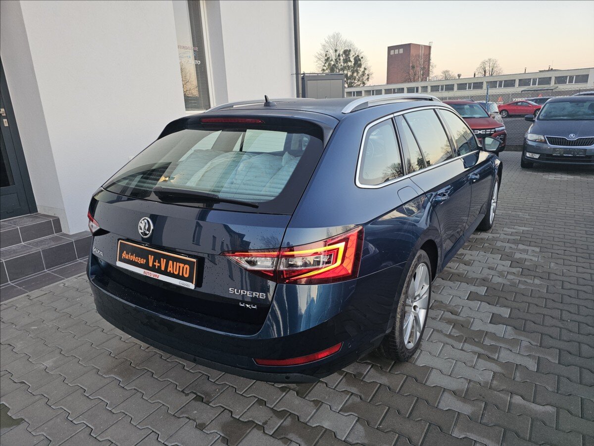 Škoda Superb Kombi 2,0 l 140 kw