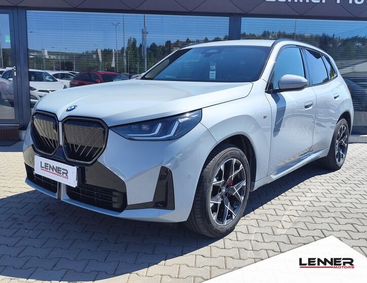 BMW X3 SUV / Terénní 2,0 l 145 kw