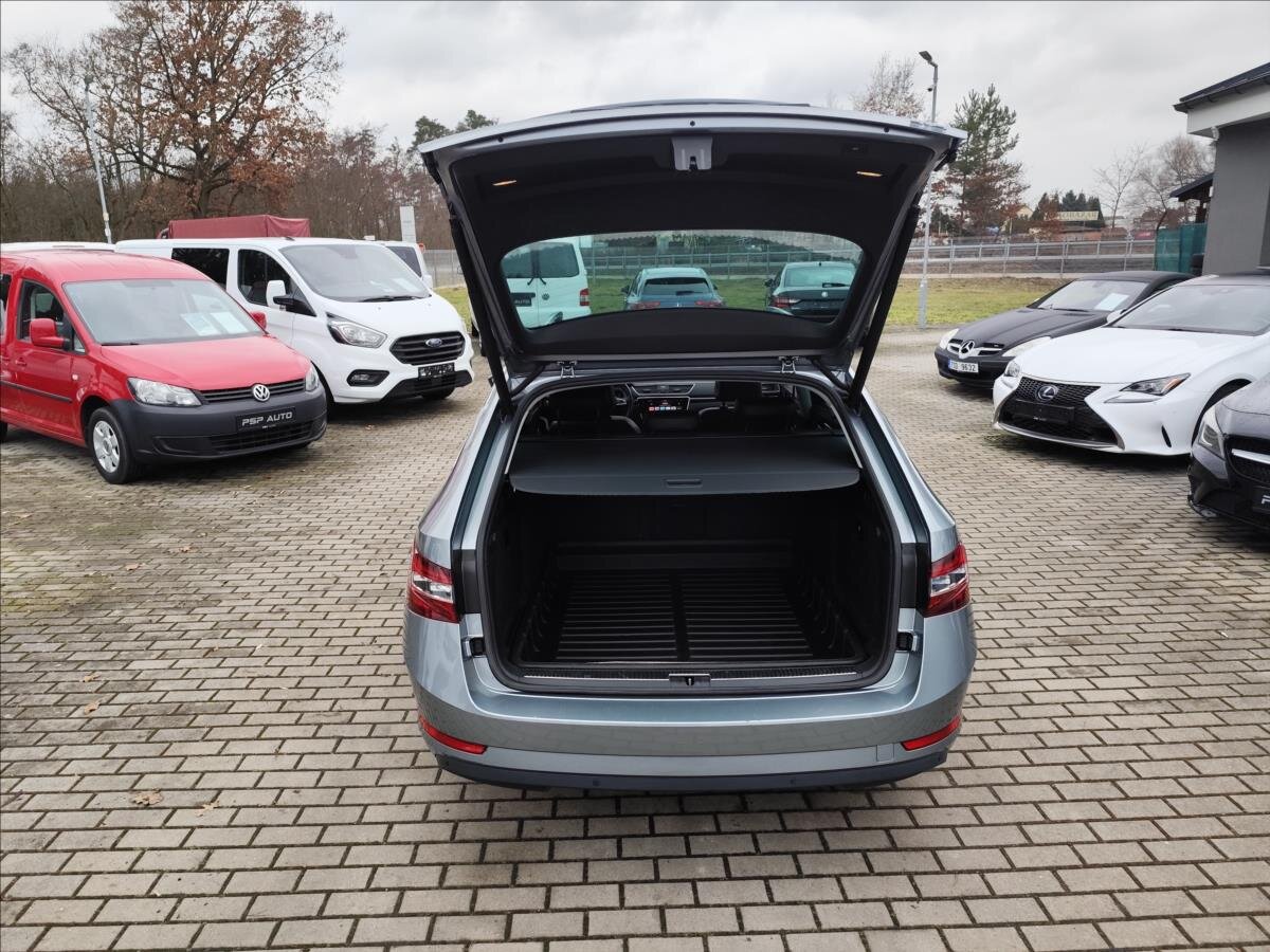 Škoda Superb Kombi 2,0 l 140 kw