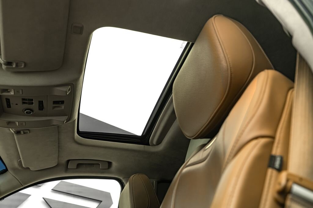 Cadillac Escalade SUV / Terénní 6,2 l 313 kw