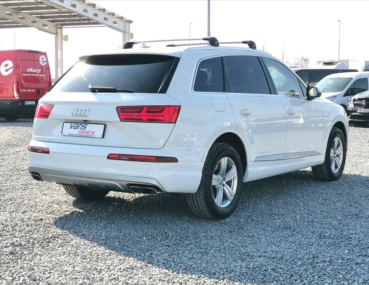 Audi Q7 SUV / Terénní 3,0 l 200 kw
