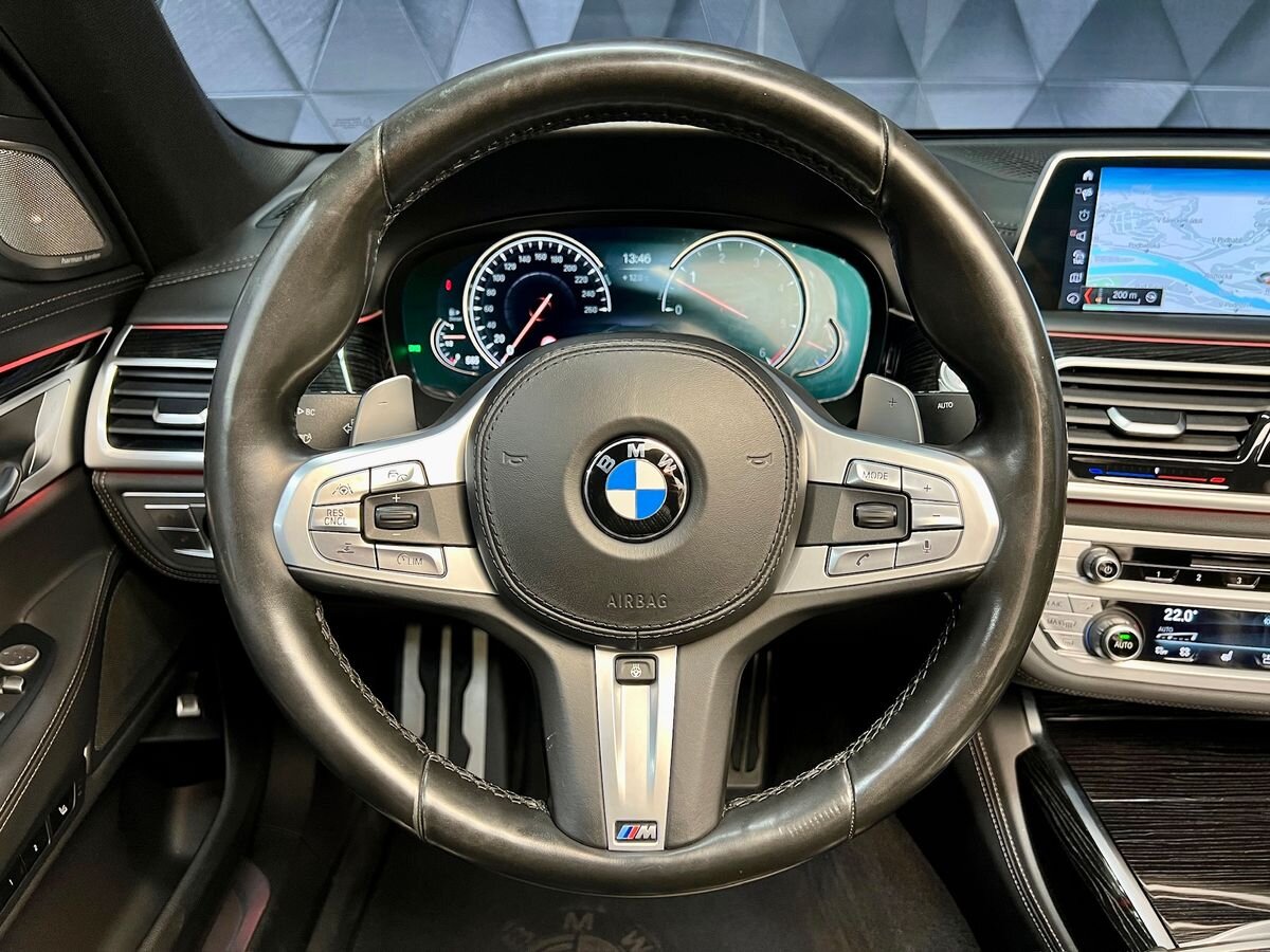 BMW Řada 7 Sedan 3,0 l 294 kw