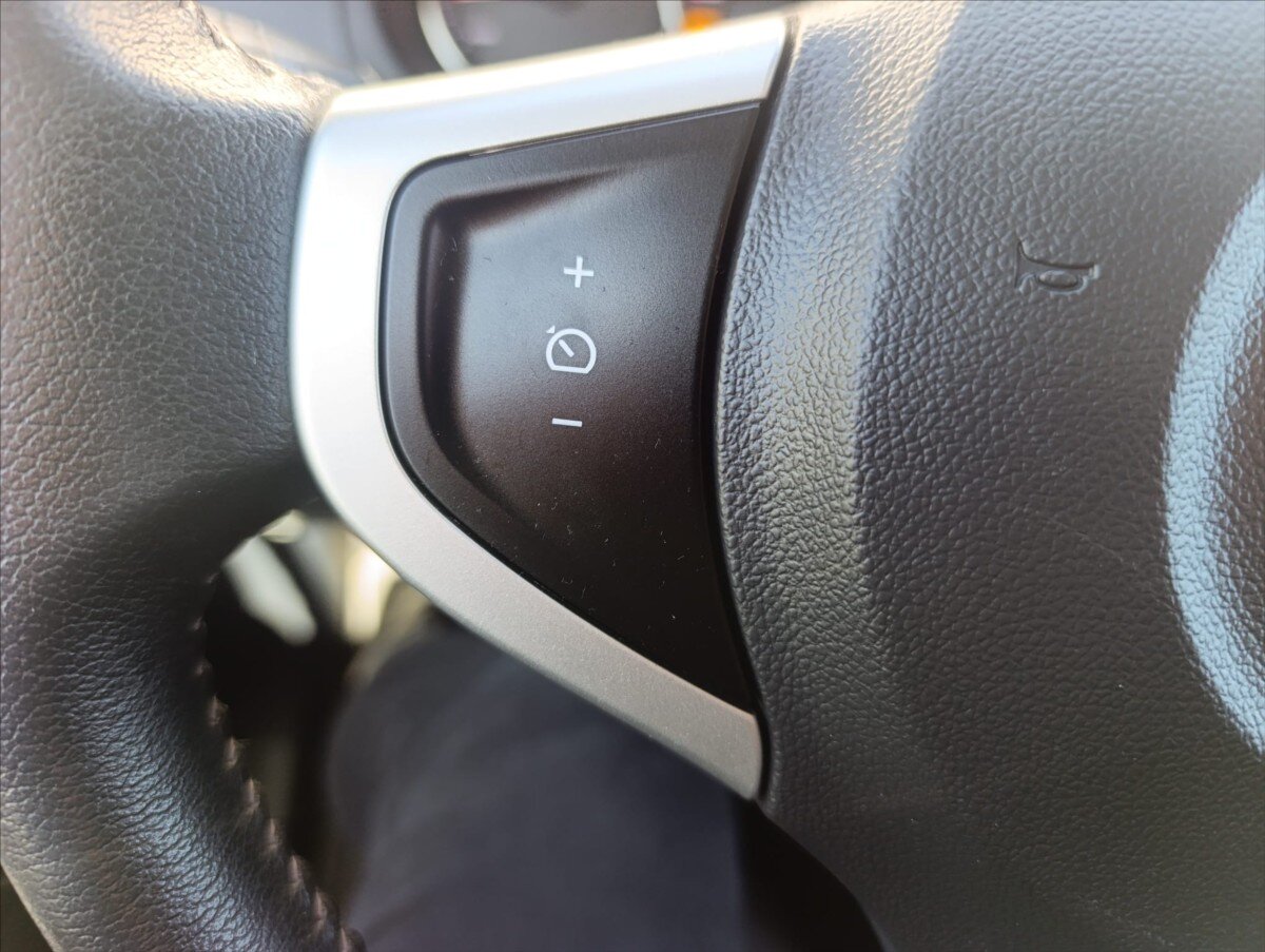 Renault Koleos SUV / Terénní 2,0 l 127 kw