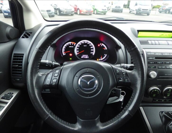 Mazda 5 8