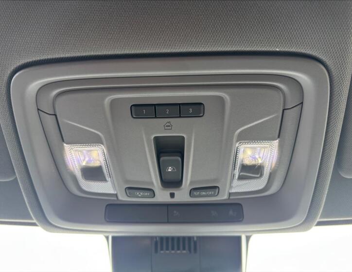 Chevrolet Silverado 23