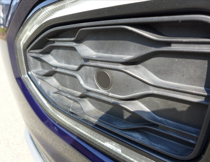 Volkswagen T-Roc SUV / Terénní 2,0 l 110 kw