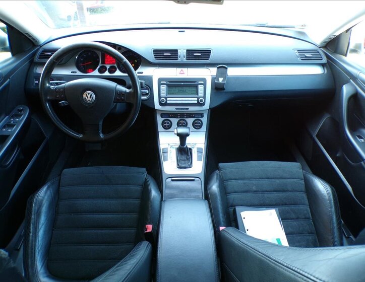 Volkswagen Passat Kombi 2,0 l 147 kw